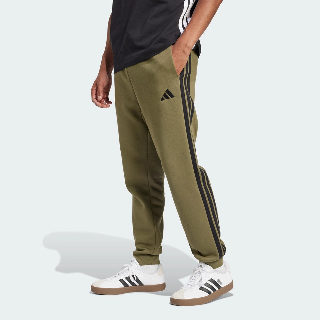 men Essentials 3-Stripes Fleece Pants