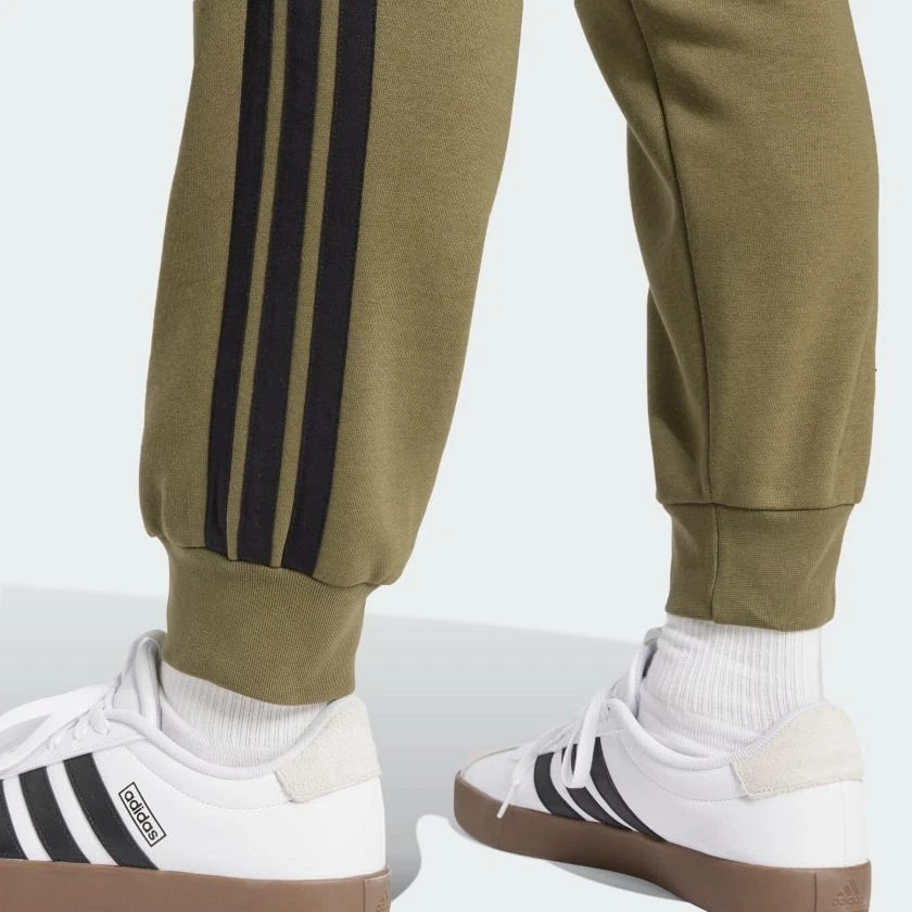 men Essentials 3-Stripes Fleece Pants